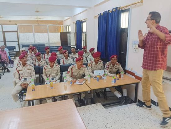 المعهد التقني بالمعلا يقدم محاضرات بالأمن السيبراني لطلبة الكلية الحربية