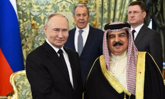 بوتين يدعو عاهل البحرين لحضور القمة الروسية العربية&nbsp;في موسكو