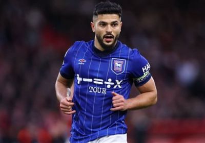 سام مرسي يقترب من الكويت الكويتي