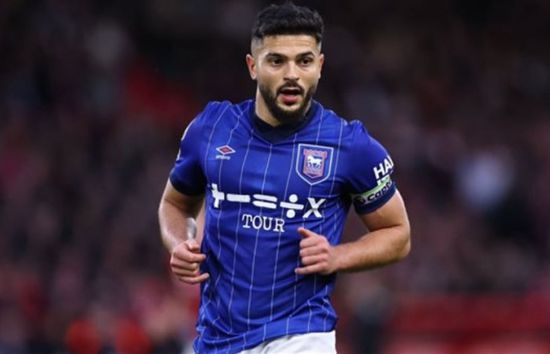 سام مرسي يقترب من الكويت الكويتي