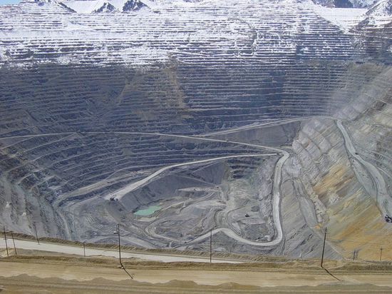 "ريو تينتو" تُبدي اهتمامًا بالاستثمار في تعدين النحاس الأمريكي