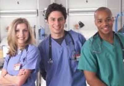 مسلسل سيفيرانس يتصدّر السباق إلى جوائز إيمي بنيله