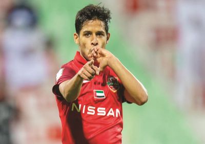 شباب الأهلي بطل الرباعية يوافق على انتقال قائدي إلى النصر