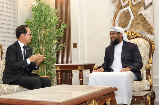 المحرمي يبحث مع ناكاشيما تعزيز التنسيق بالمحافل الدولية