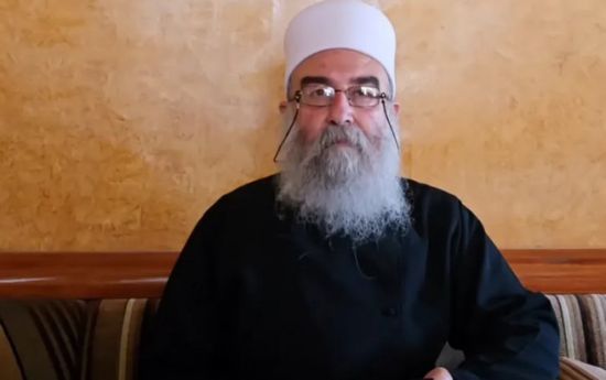 زعيم طائفة الدروز بسوريا يرفض وقف إطلاق النار في السويداء