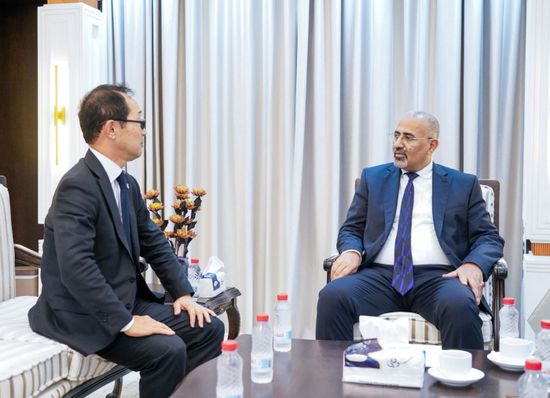 لقاءات الرئيس الزُبيدي مع السفراء.. تحركات دبلوماسية تعزز الشراكة وتدعم الاستقرار