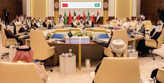 مجلس التعاون يدين الهجمات الإسرائيلية على سوريا