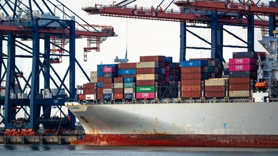 الاتحاد الأوروبي يتطلع لتعميق الروابط التجارية مع آسيا