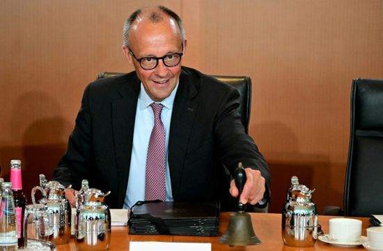 المستشار الألماني يسعى لحل "الحرب التجارية" مع واشنطن