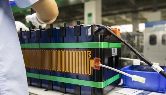 الصين تُشدد قيود تصدير تقنيات تصنيع البطاريات