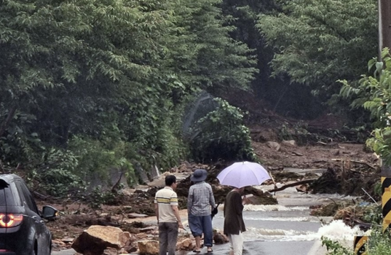 مصرع وفقدان 26 شخصاً جراء أمطار غزيرة في كوريا الجنوبية