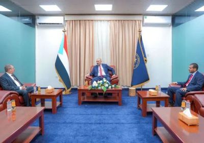 اجتماعات الرئيس الزُبيدي.. ركيزة لتعزيز الاستقرار وتعزيز قوة وحضور مؤسسات الجنوب