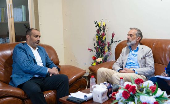 خارجية الانتقالي والمنسق الأممي يبحثان التعاون بالمجالين الإنساني والتنموي