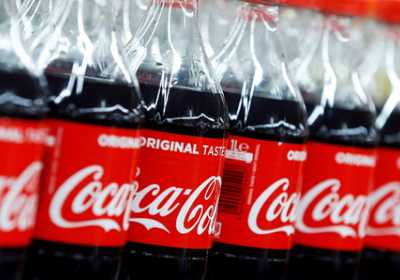 كوكاكولا تقرر استخدام سكر القصب في مشروباتها بأمريكا