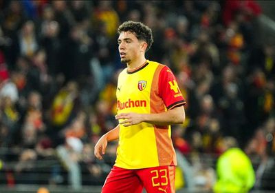 روما الإيطالي يعلن تعاقده مع المغربي نيل العيناوي