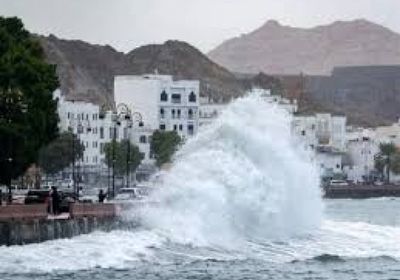 عواصف تجتاح جنوب الصين في أعقاب الإعصار ويفا