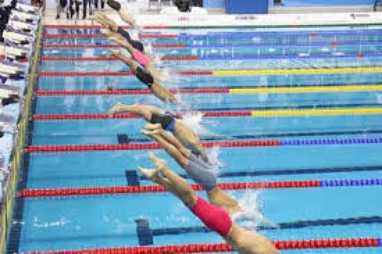 هوجي تنسحب من بطولة العالم للسباحة في سنغافورة للإصابة