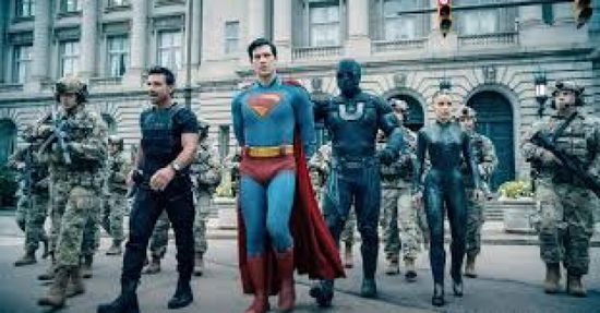 سوبرمان يحتفظ بصدارة شباك التذاكر في أميركا الشمالية