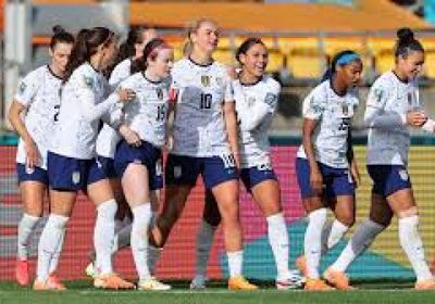 برونز: العنصرية زادت في كرة القدم للسيدات مع نمو الرياضة