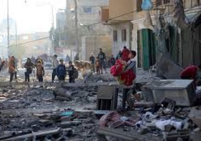 قصف إسرائيلي على دير البلح وسط قطاع غزة