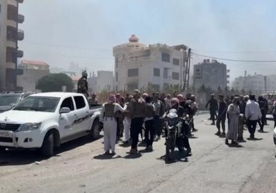 سوريا.. إجلاء 300 شخص من عشائر البدو إلى درعا