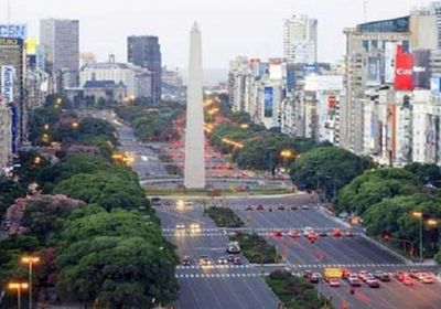 الأرجنتين تسجل ثالث انكماش شهري