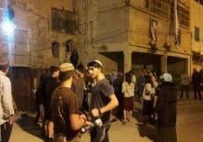 مستوطنون يهاجمون بلدة شمال رام الله