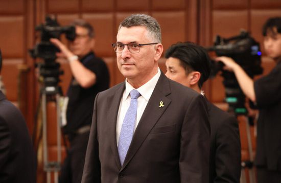 وزير الخارجية الإسرائيلي يصل أوكرانيا