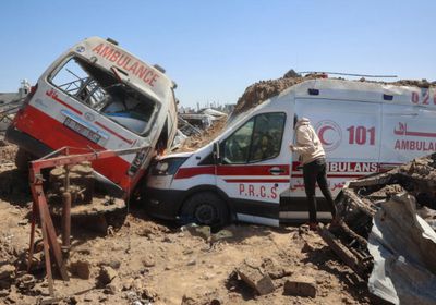 غارة إسرائيلية تستهدف سيارة إسعاف بغزة