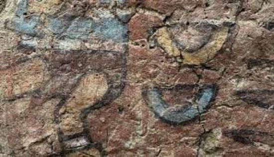 اكتشاف لوحة جدارية تعود إلى ثلاثة آلاف عام في البيرو