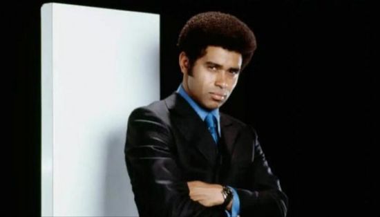 وفاة كينيث واشنطن آخر أبطال مسلسل "هوغان"