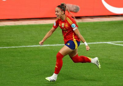 مواهب المراوغة تضفي الإثارة على نهائي بطولة أوروبا للسيدات