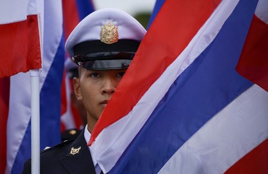 تايلاند تعلن فرض الأحكام العرفية على الحدود مع كمبوديا