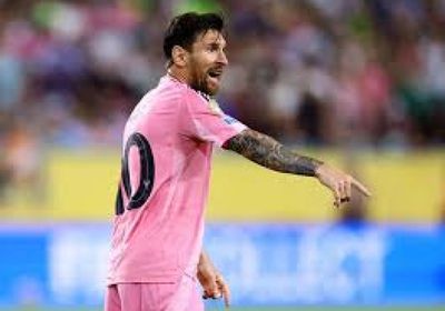 إيقاف ميسي وألبا لتغيبهما عن مباراة نجوم الدوري الأمريكي