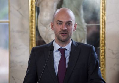 فرنسا تشدد على ضرورة توحيد سوريا