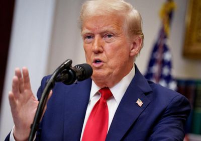 إيقاف تنفيذ قرار ترامب منح الجنسية بالولادة في أمريكا