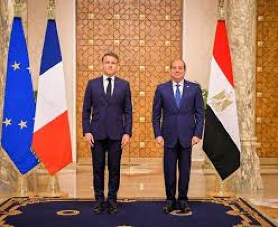 ماكرون يشيد بجهود مصر في القضية الفلسطينية