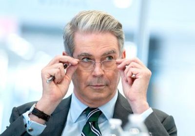 بيسنت: اليابان تموّل مشروعات صناعية بأمريكا لخفض التعريفات