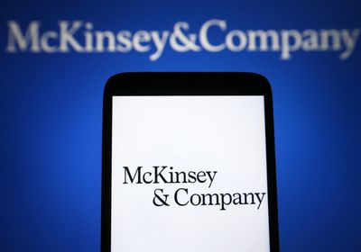 "ماكينزي" توقف أعمالها الاستشارية في الذكاء الاصطناعي بالصين