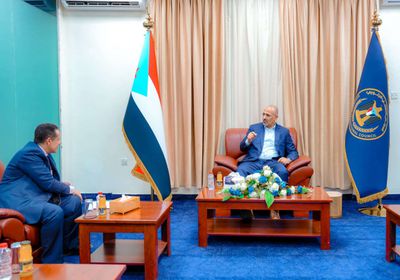 الرئيس الزُبيدي يناقش خطط "انتقالي لحج" للنصف الثاني من العام