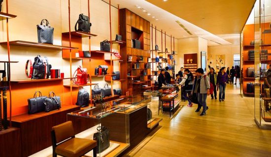 تباطؤ غير مسبوق في ارتفاع أسعار السلع الفاخرة