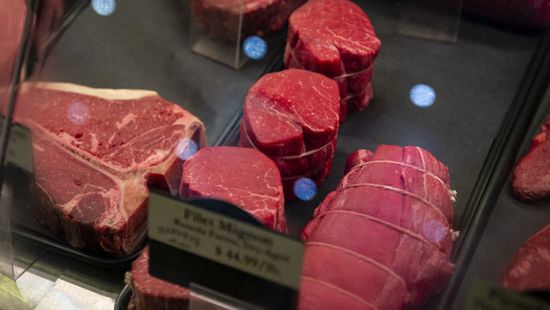 أستراليا تزيل الحواجز التجارية على لحوم البقر الأمريكية