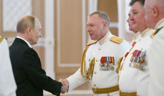 بوتين يعلن إعادة هيكلة البحرية الروسية