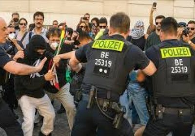 الشرطة الألمانية تعتقل 57 متظاهرًا داعمًا لفلسطين
