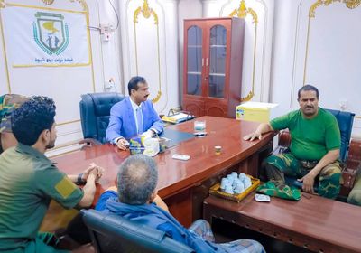 بن الوزير يتفقد مقر القيادة العامة لقوات دفاع شبوة