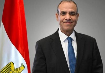 مصر تؤكد التزامها بحل الدولتين