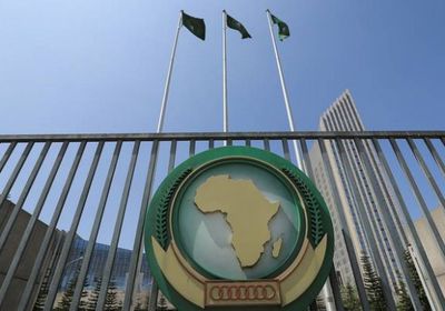 رئيس مفوضية الاتحاد الأفريقي يبحث مع الرئيس الصومالي هذه الأمور