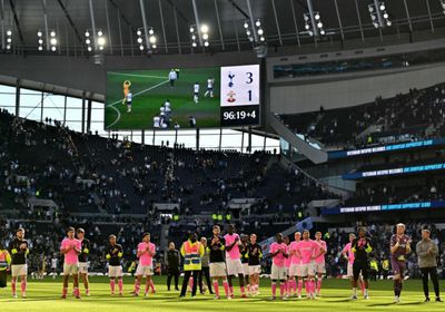 شيفيلد وينزداي ينفصل عن المدرب رول