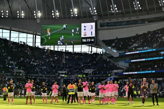 شيفيلد وينزداي ينفصل عن المدرب رول