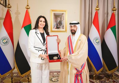 تقديراً لدوره.. باراغواي تمنح سفير الإمارات وسام الاستحقاق الوطني